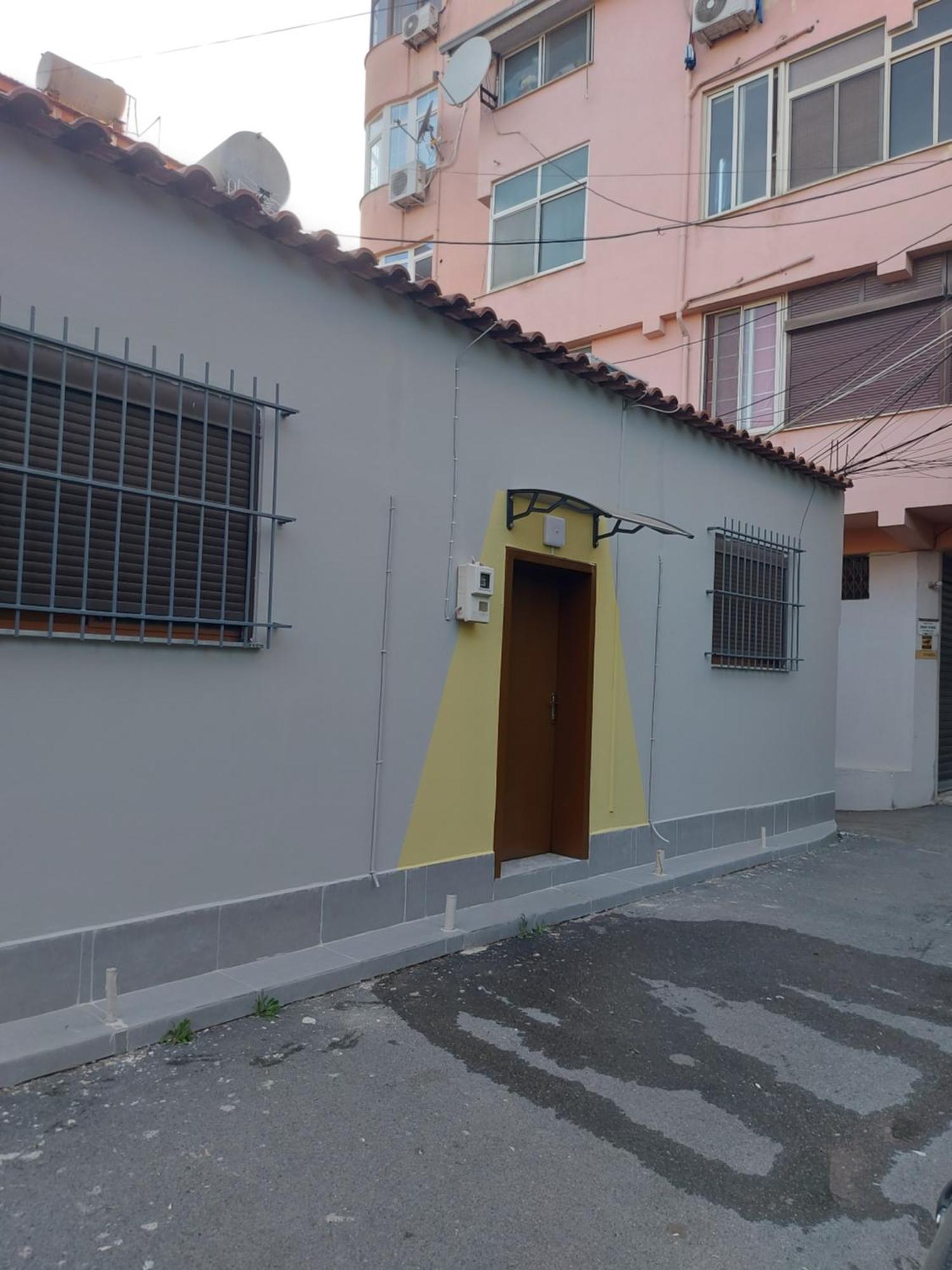 Center Cozy Nest Otel Tiran Dış mekan fotoğraf